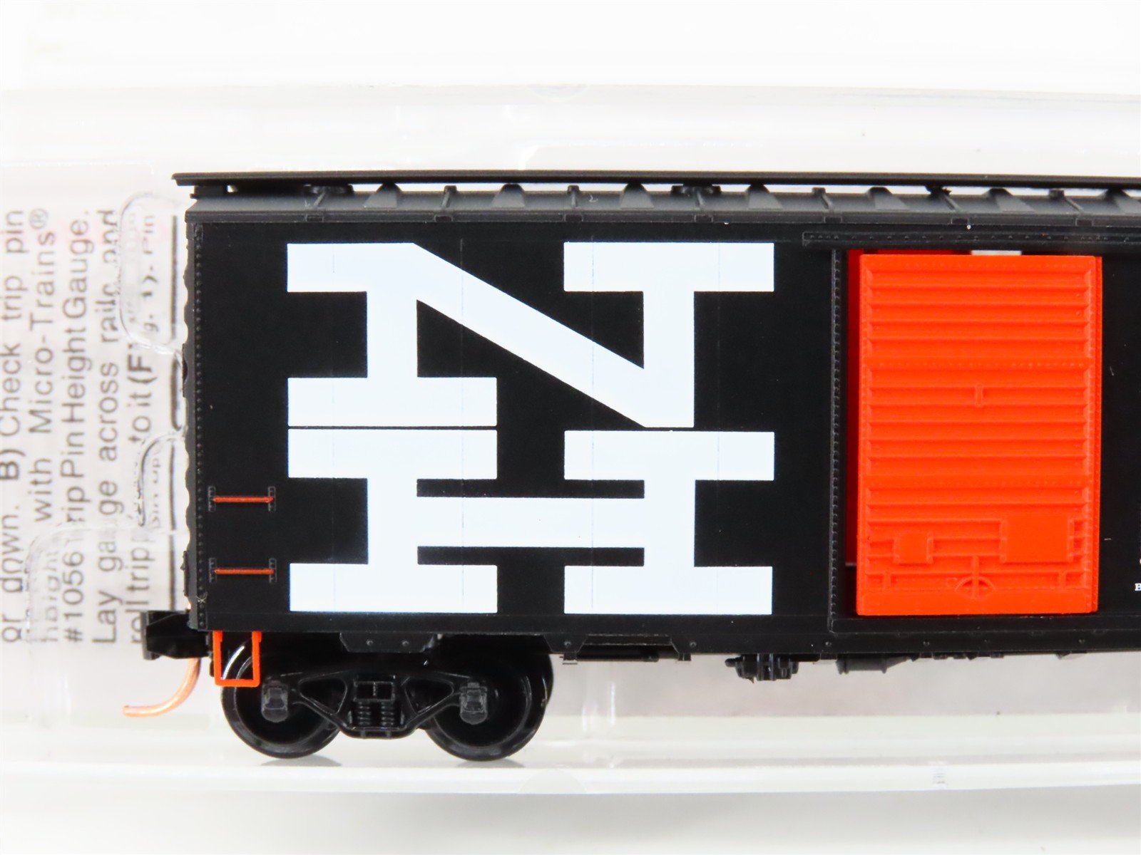 N Scale Micro-Trains MTL 20556 NH New Haven 40' Single Door Box Car #36833