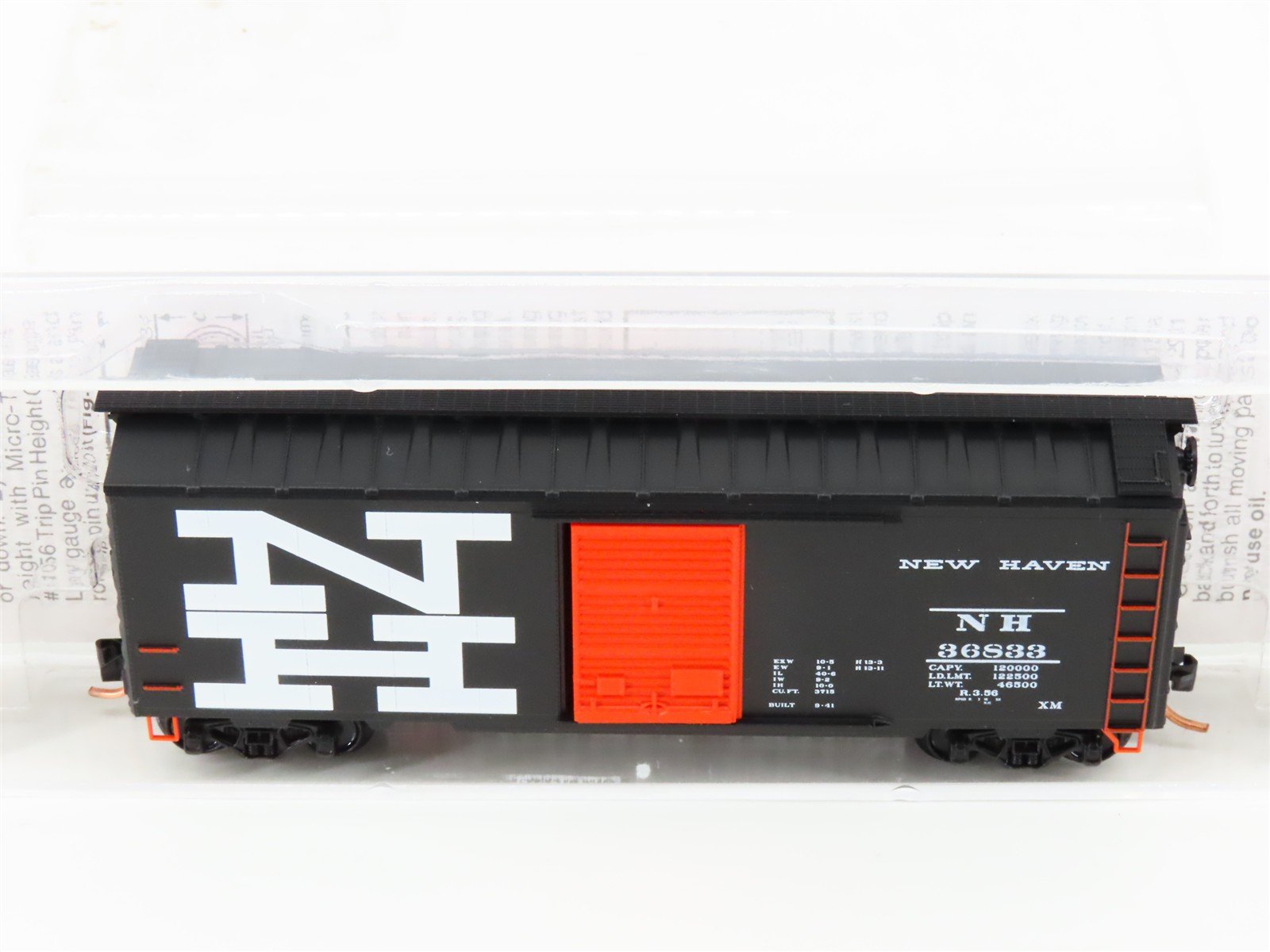 N Scale Micro-Trains MTL 20556 NH New Haven 40' Single Door Box Car #36833