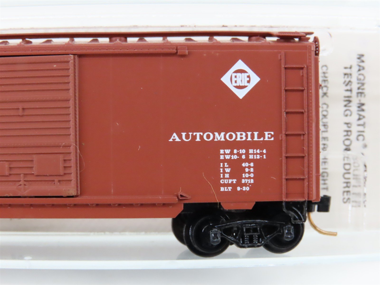 N Scale Kadee Micro-Trains MTL 23120 Erie Railroad 40' Automobile Box Car #97900
