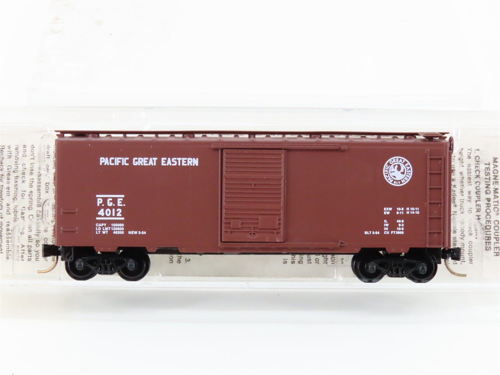 N Scale Kadee Micro-Trains MTL 20970 PGE Pacific Great Eastern 40' Box Car #4012