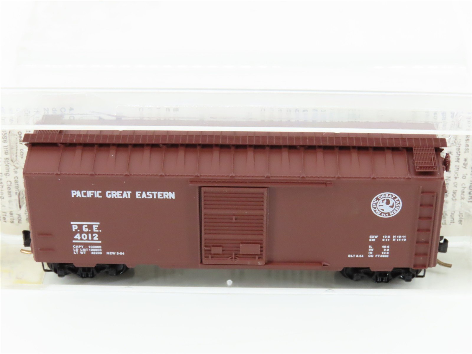 N Scale Kadee Micro-Trains MTL 20970 PGE Pacific Great Eastern 40' Box Car #4012