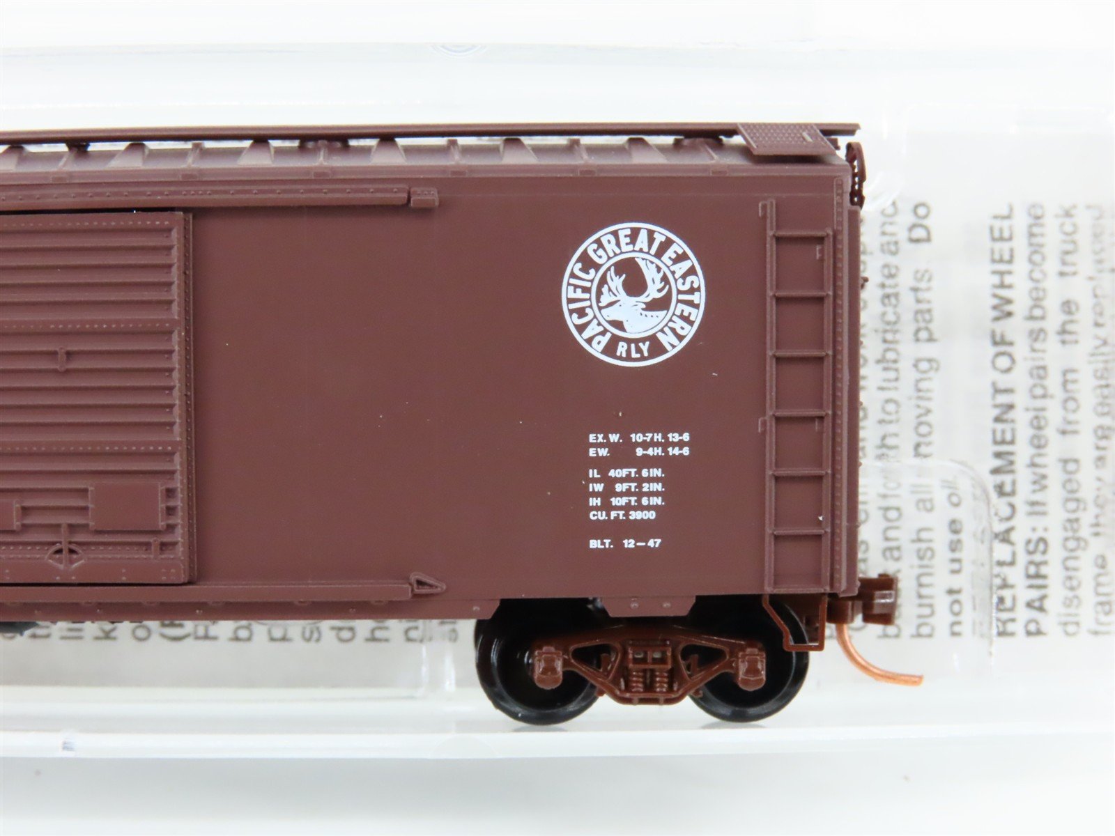 N Scale Micro-Trains MTL 20970 PGE Pacific Great Eastern 40' Box Car #4015