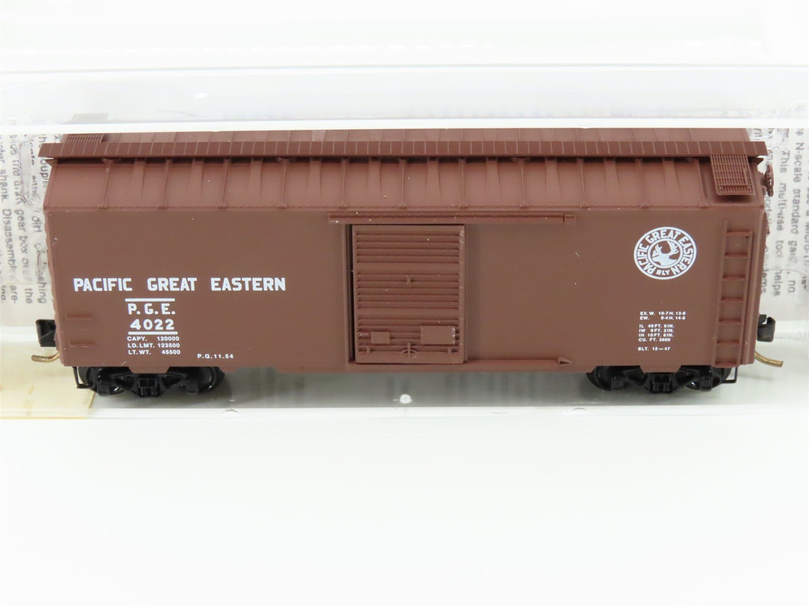 N Scale Micro-Trains MTL 20970 PGE Pacific Great Eastern 40' Box Car #4022