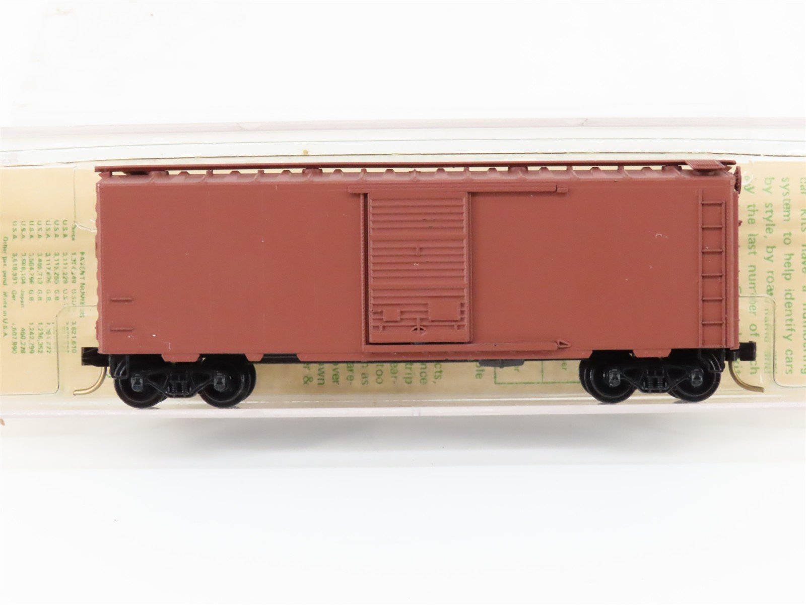 N Kadee Micro-Trains MTL 20000 Unlettered 40' Single Door Box Car - Blue Label