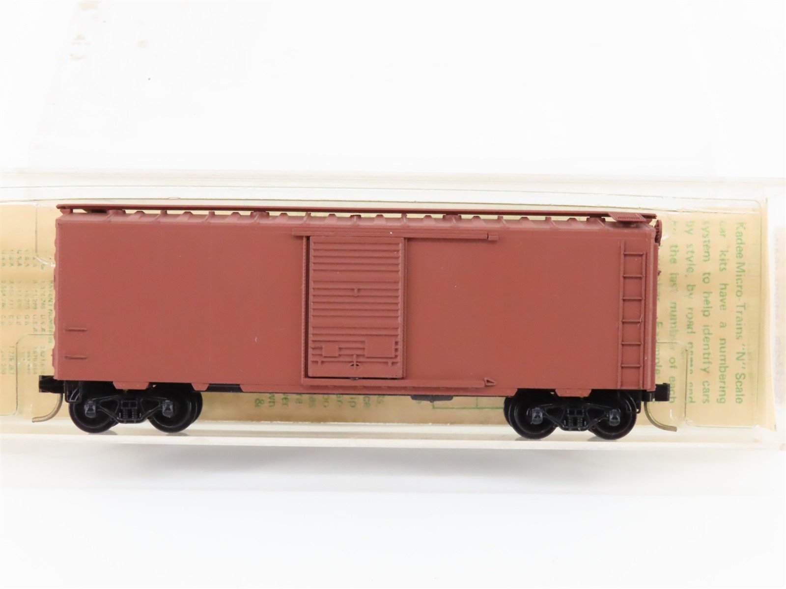 N Kadee Micro-Trains MTL 20000 Unlettered 40' Single Door Box Car - Blue Label