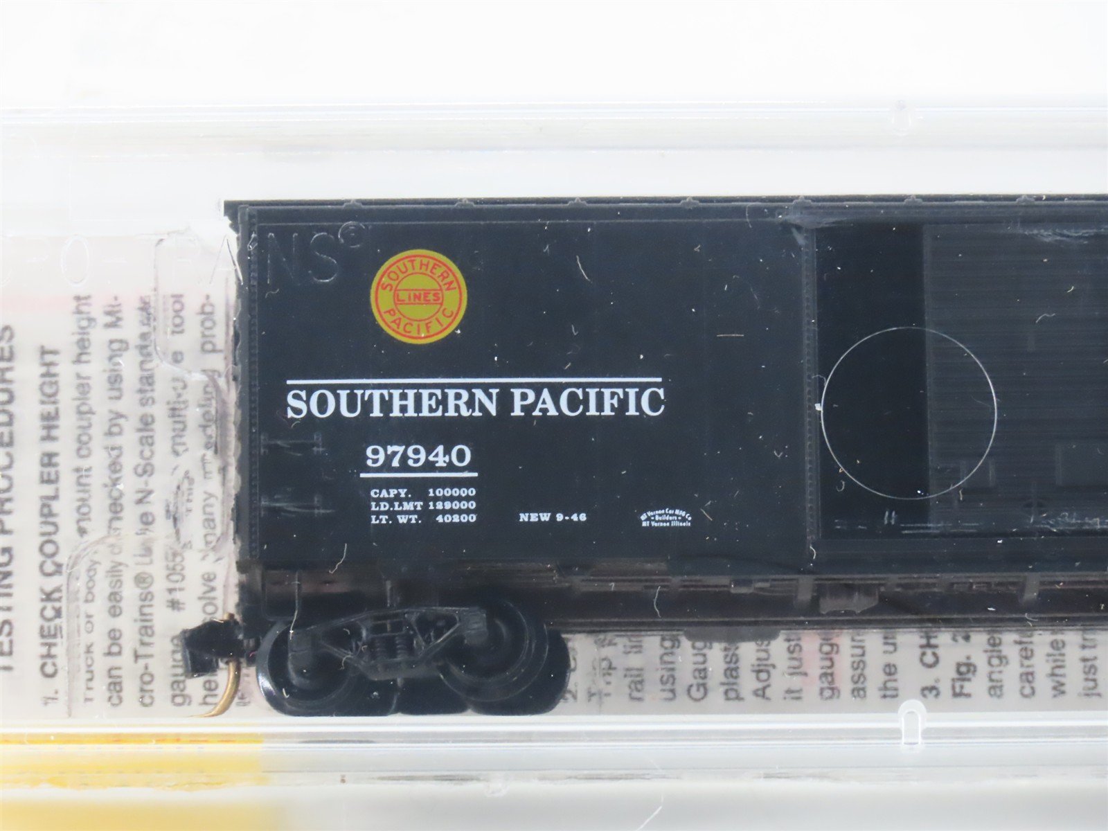 N Scale Micro-Trains MTL 20090 SP Southern Pacific Overnight 40' Box Car #97940