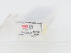 N Scale Micro-Trains MTL 20090 SP Southern Pacific Overnight 40' Box Car #97947