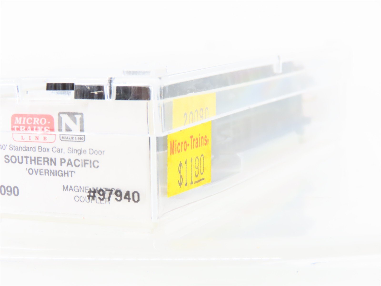 N Scale Micro-Trains MTL 20090 SP Southern Pacific Overnight 40' Box Car #97940