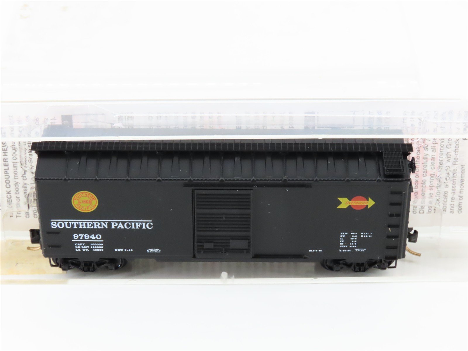 N Scale Micro-Trains MTL 20090 SP Southern Pacific Overnight 40' Box Car #97940