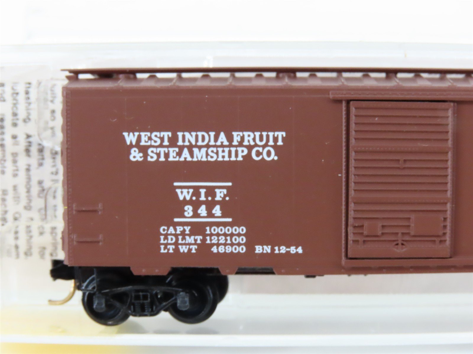N Scale Micro-Trains MTL 20106 WIF West India Fruit & Steamship 40' Box Car #344