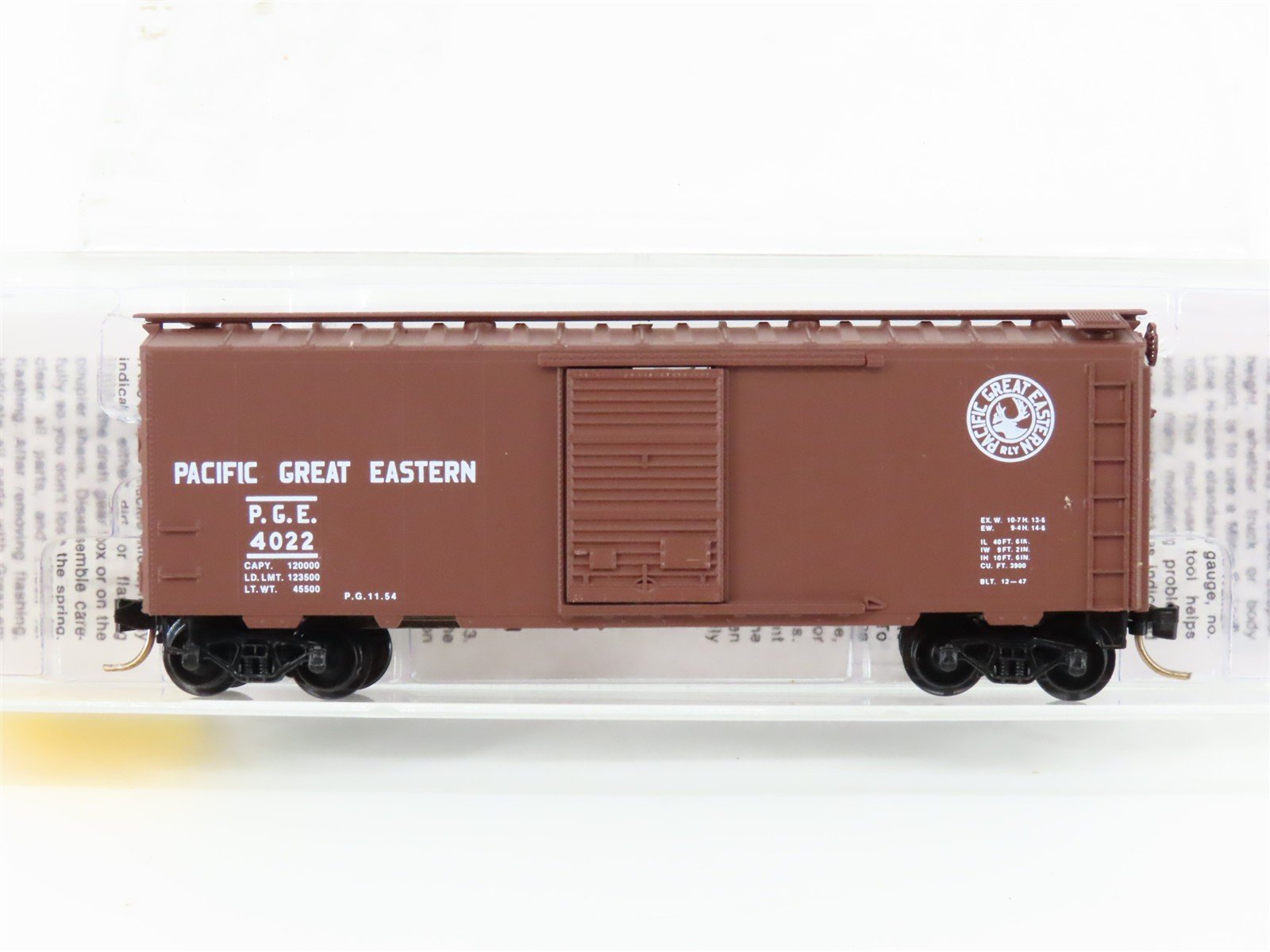 N Scale Micro-Trains MTL 20970 PGE Pacific Great Eastern 40' Box Car #4022