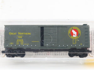 N Micro-Trains MTL 20406 GN Great Northern 40' Passenger Express Box Car #2528