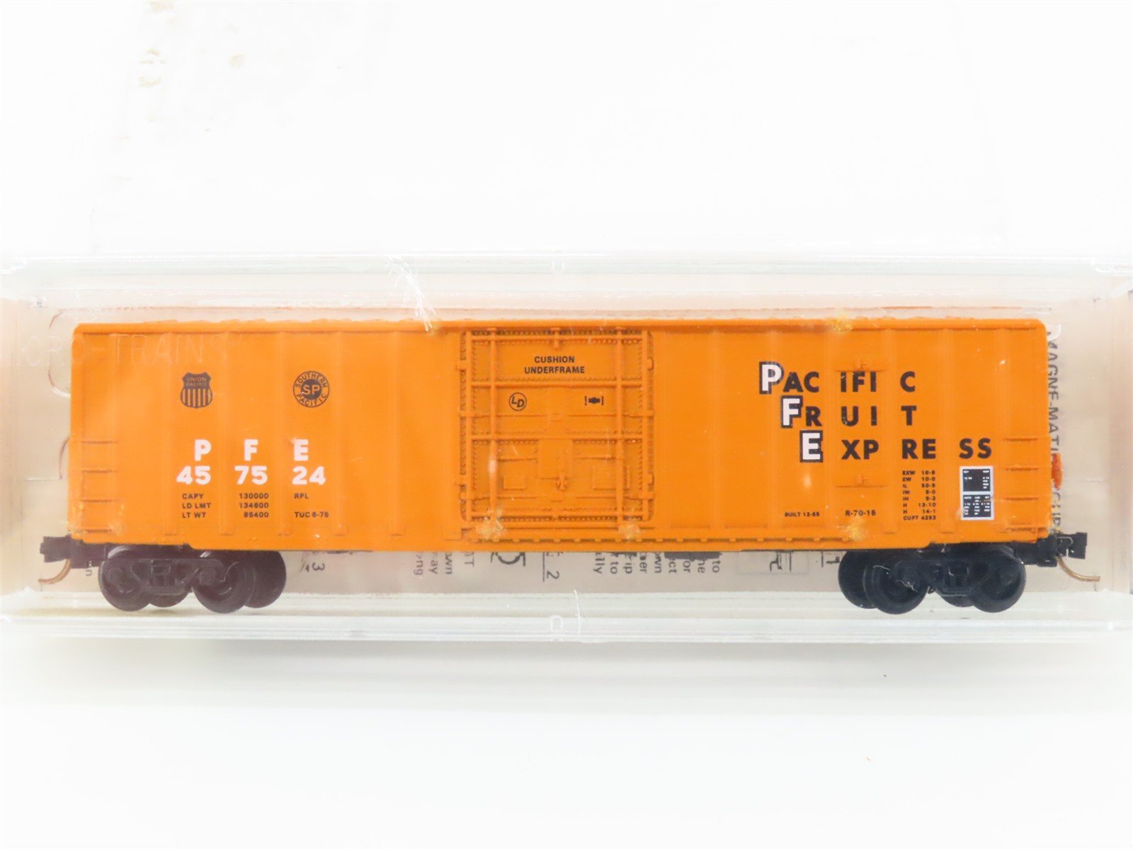 N Kadee Micro-Trains MTL 27090 UP SP PFE Pacific Fruit Express 50' Boxcar 457524