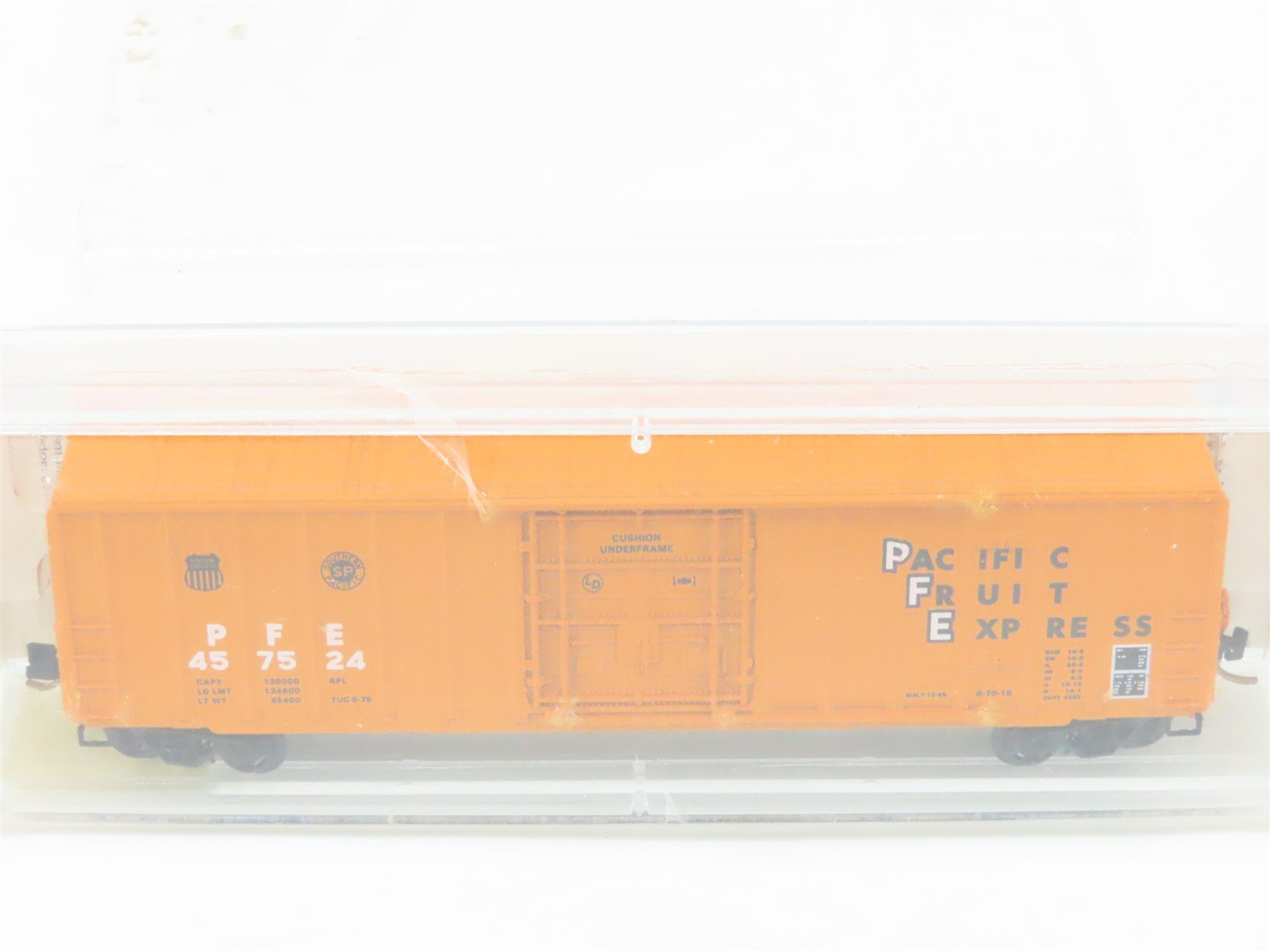 N Kadee Micro-Trains MTL 27090 UP SP PFE Pacific Fruit Express 50' Boxcar 457524