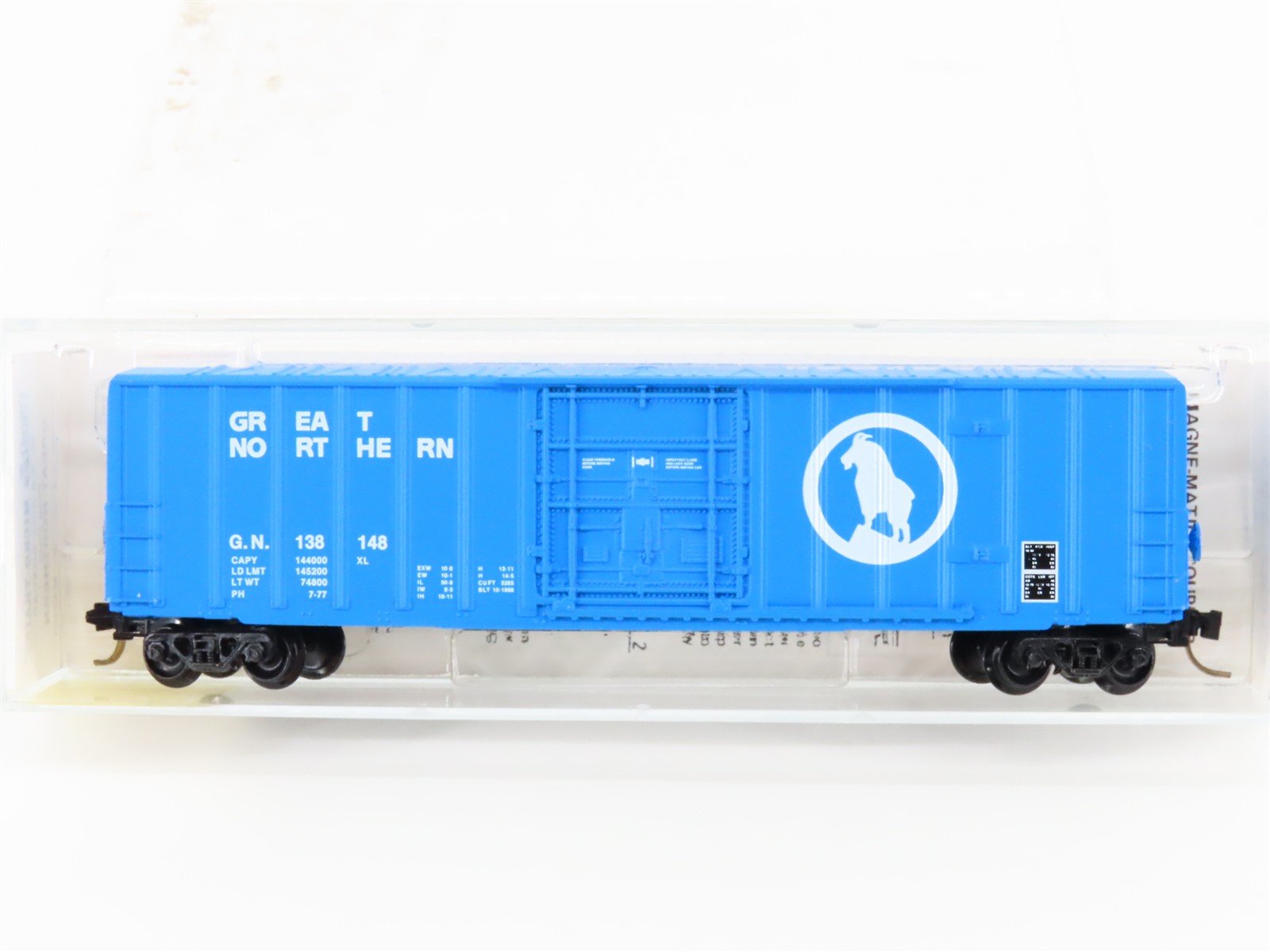 N Kadee Micro-Trains MTL 27070 GN Great Northern Big Sky Blue 50' Boxcar #138148