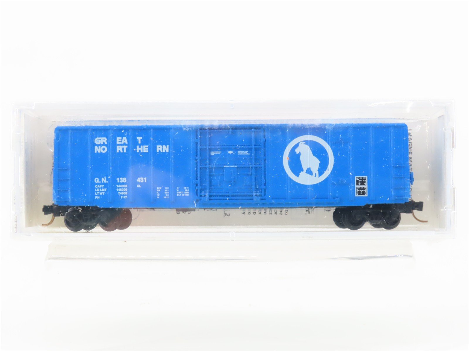 N Kadee Micro-Trains MTL 27070 GN Great Northern Big Sky Blue 50' Boxcar #138431