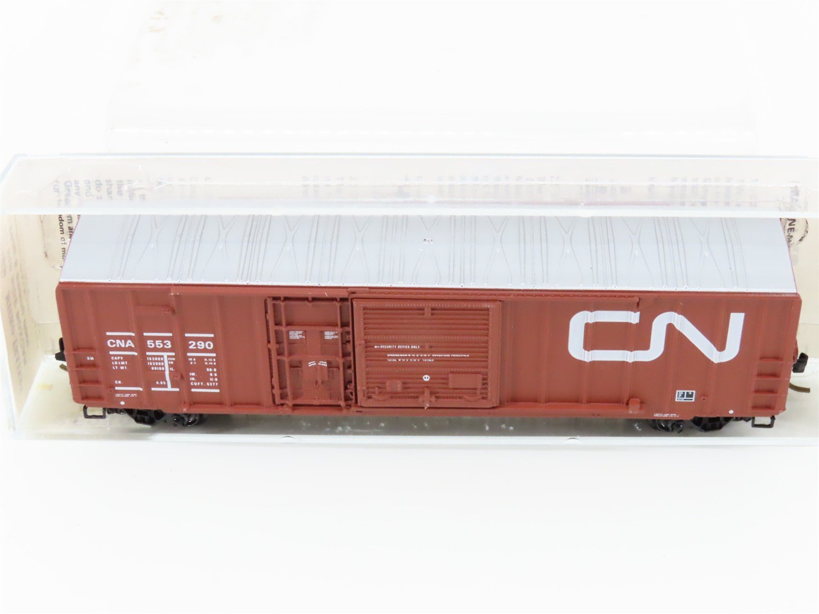 N Scale Kadee Micro-Trains MTL 26030 CNA CN Canadian National 50' Boxcar #553290