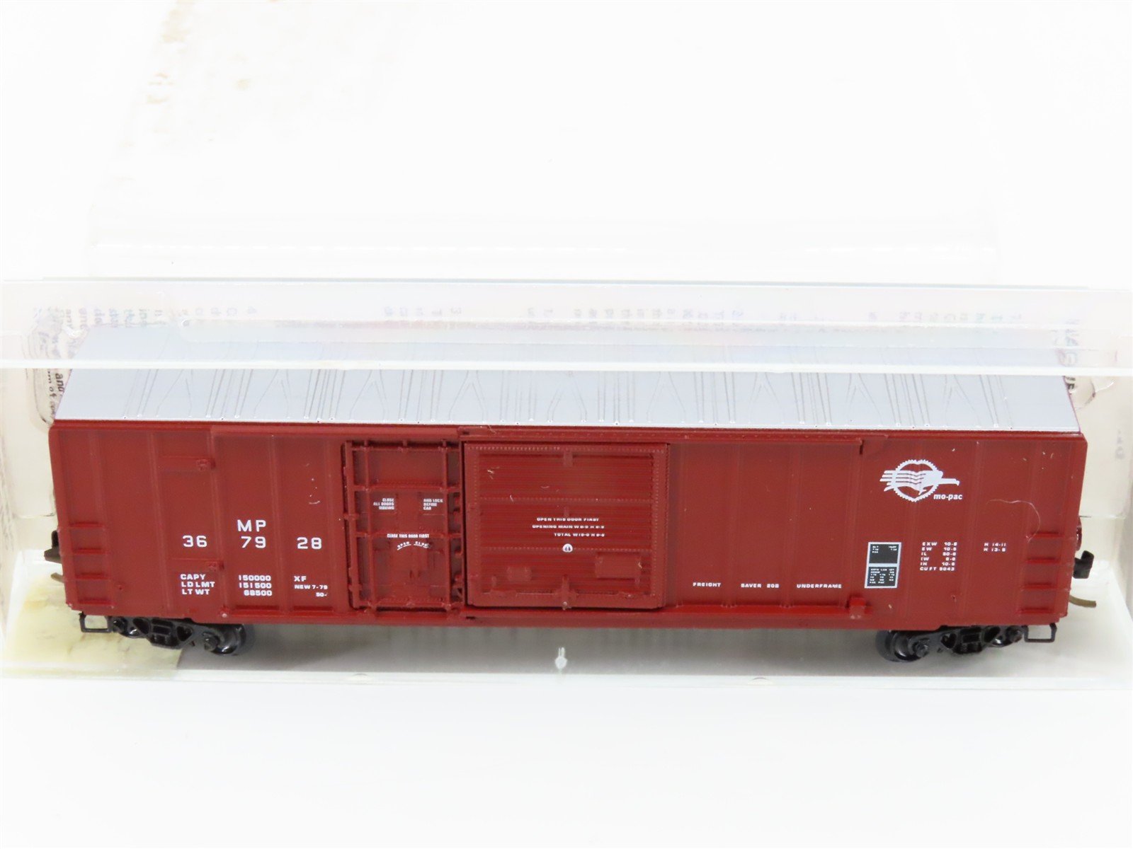 N Kadee Micro-Trains MTL 26040 MP Missouri Pacific Mo-Pac 50' Box Car #367928