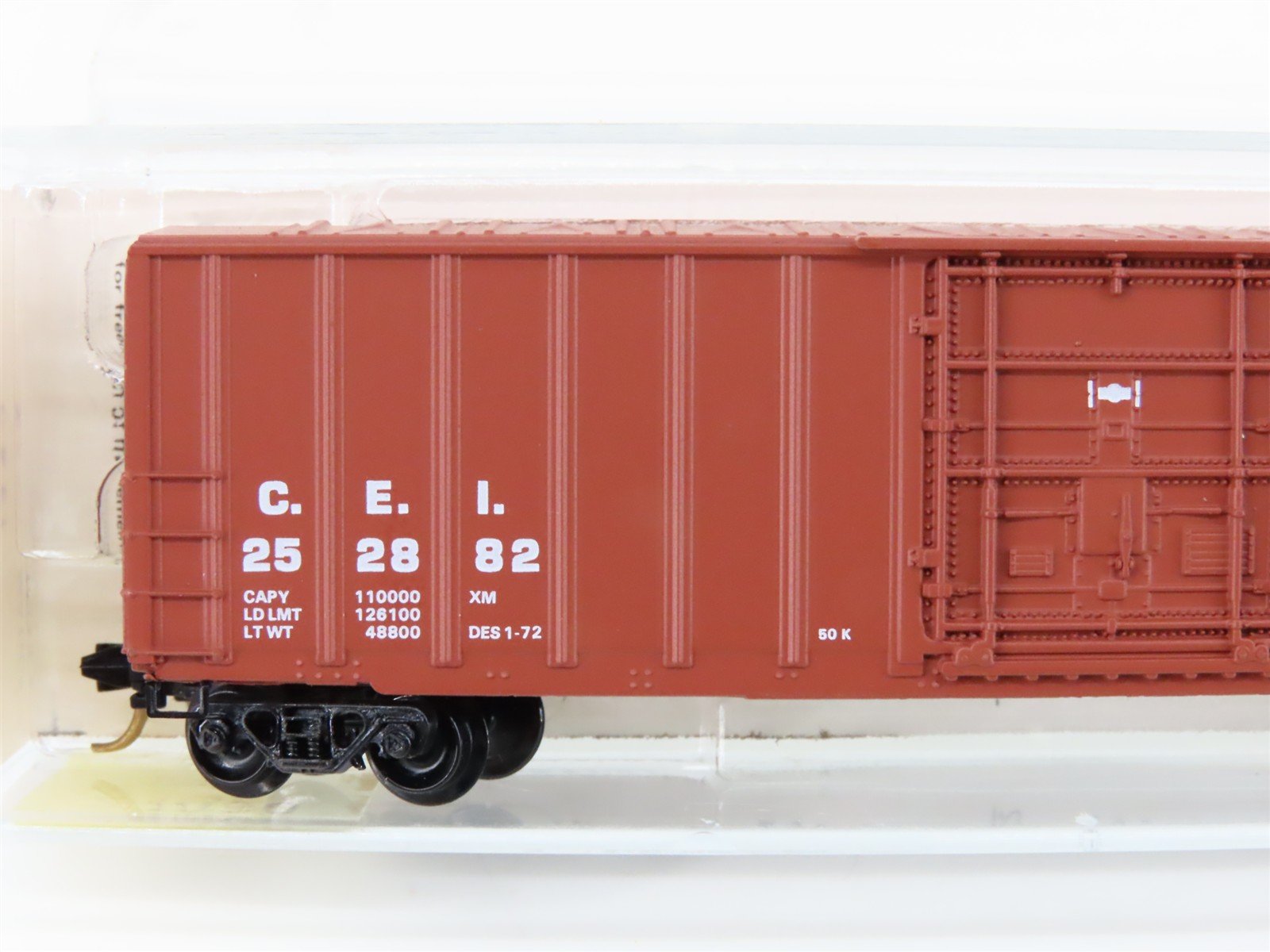 N Kadee Micro-Trains MTL 27030 C&EI Chicago & Eastern Illinois 50' Boxcar 252882