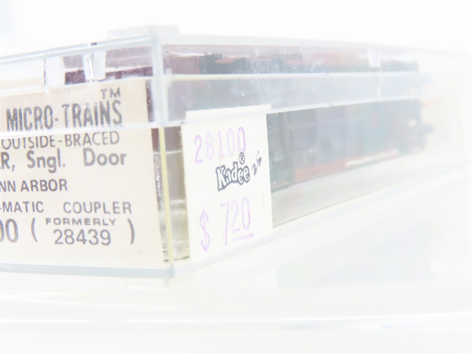N Scale Kadee Micro-Trains MTL 28100 AA Ann Arbor 40' Single Door Box Car #73830