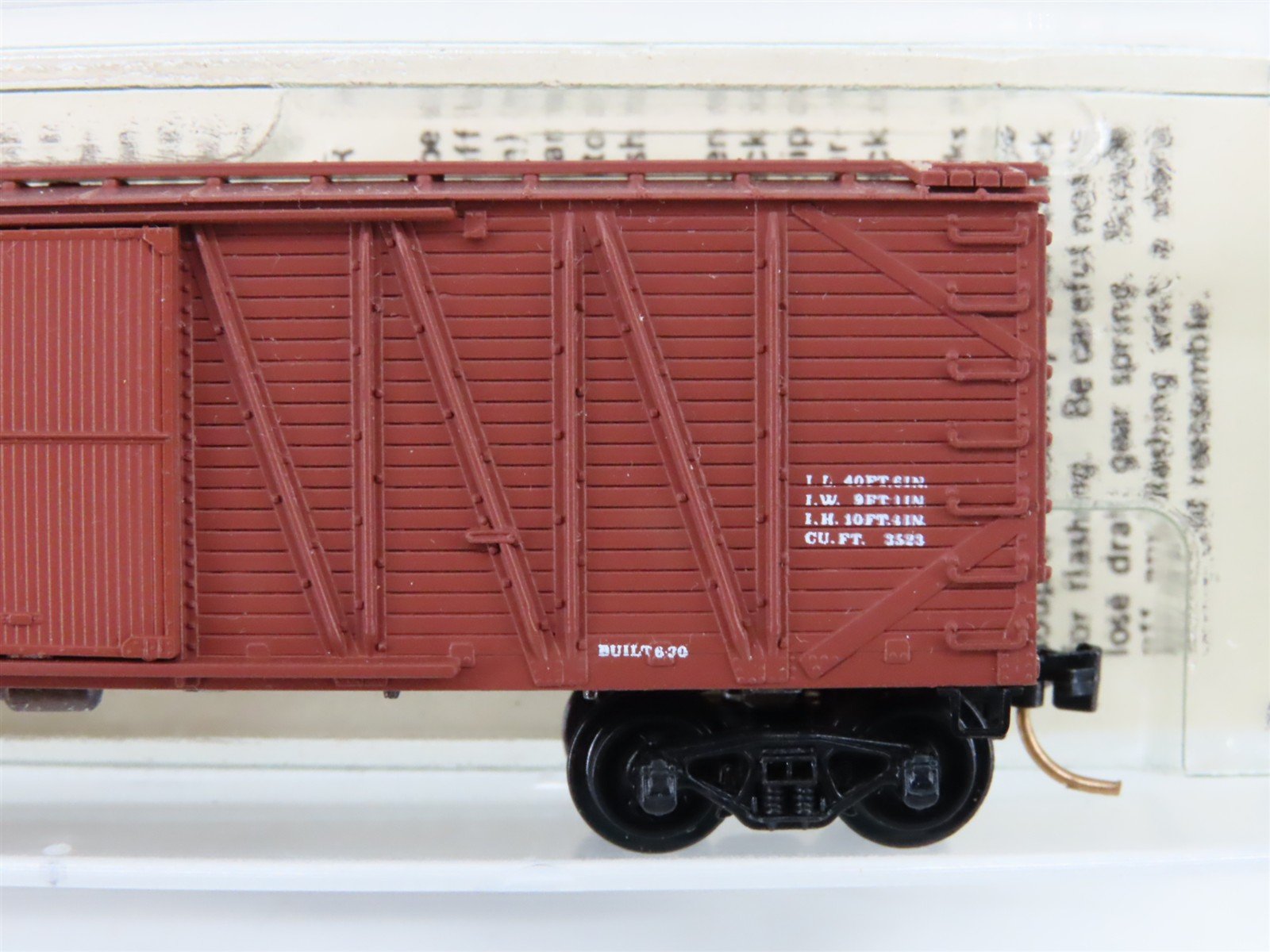 N Scale Kadee Micro-Trains MTL 29000 Dimensional Data 40' 1-1/2 Door Box Car