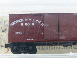 N Scale Kadee Micro-Trains MTL 29030 NP Northern Pacific 40' Box Car #8000