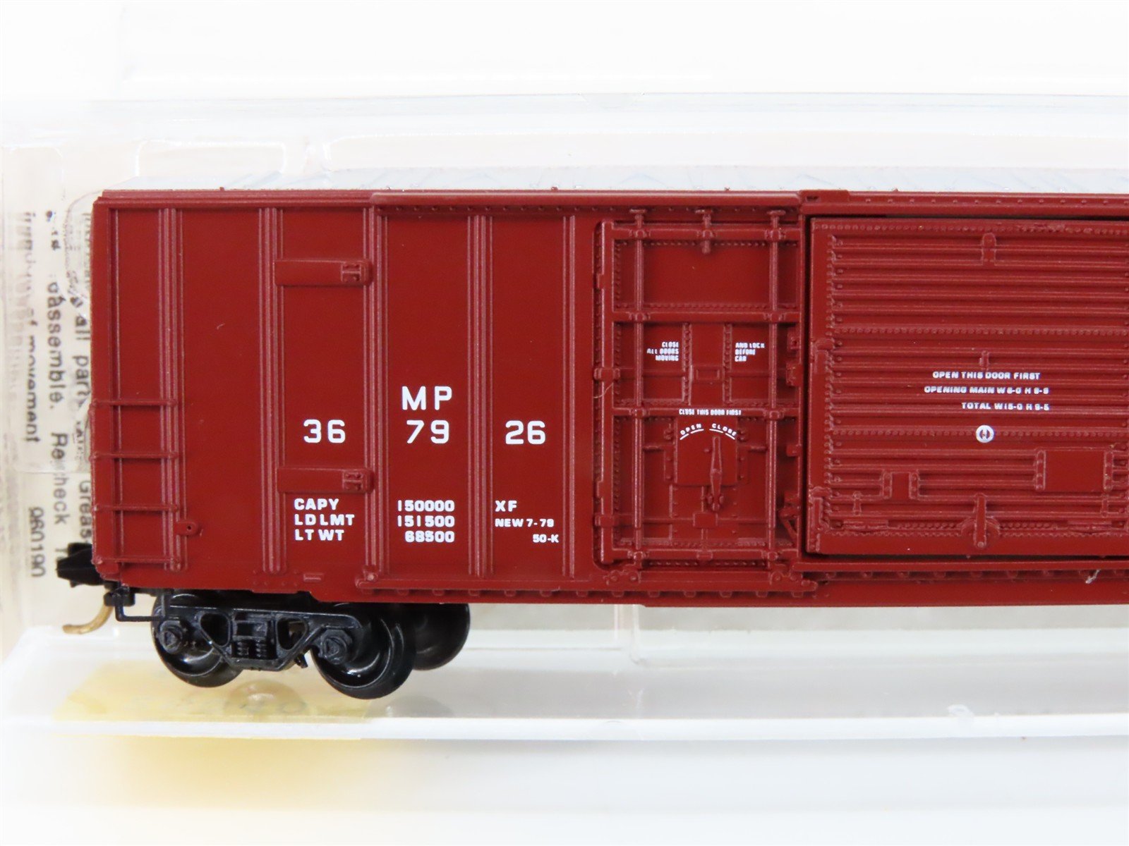 N Scale Micro-Trains MTL 26040 MP Missouri Pacific Mo-Pac 50' Box Car #367926