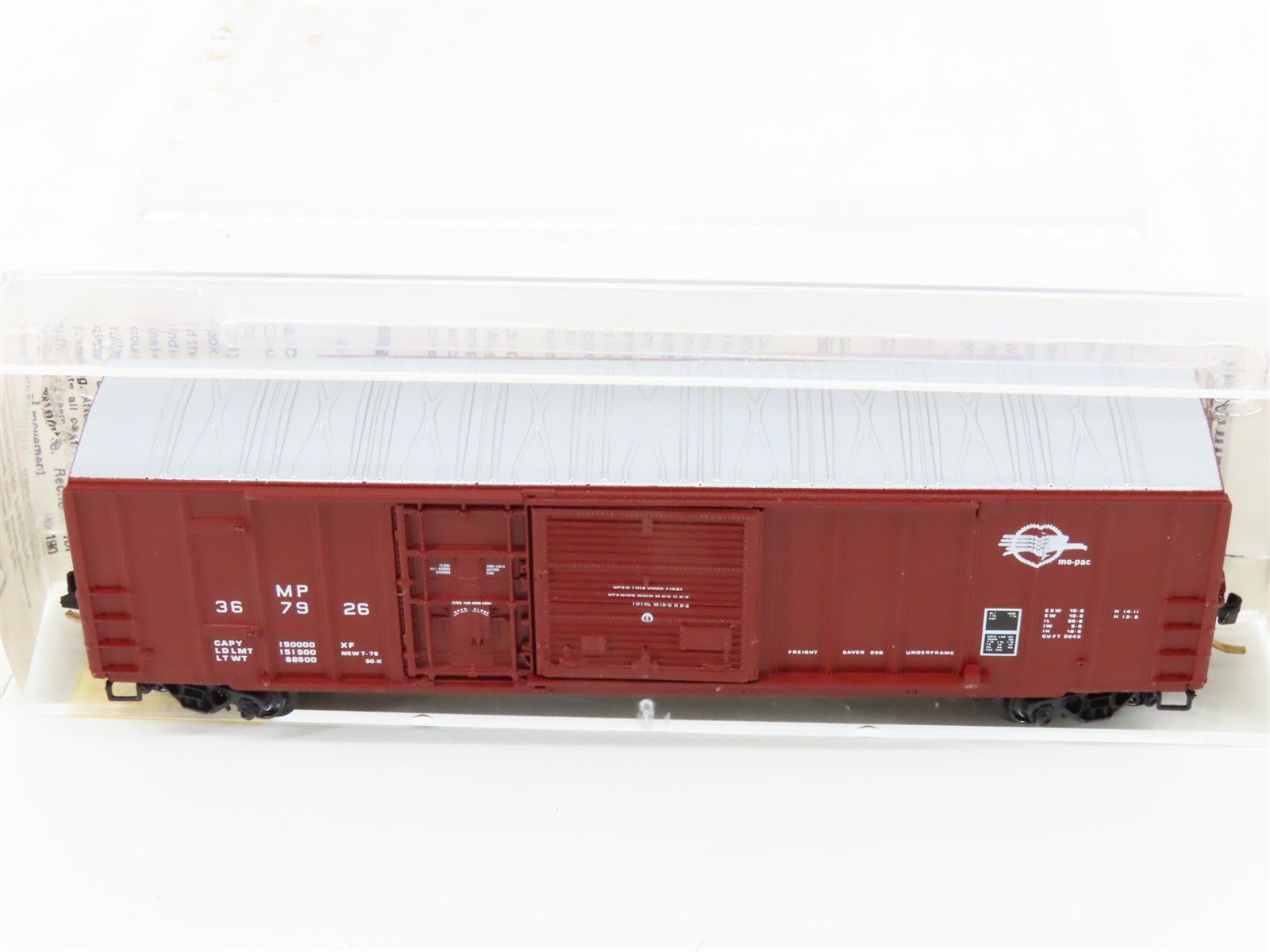 N Scale Micro-Trains MTL 26040 MP Missouri Pacific Mo-Pac 50' Box Car #367926