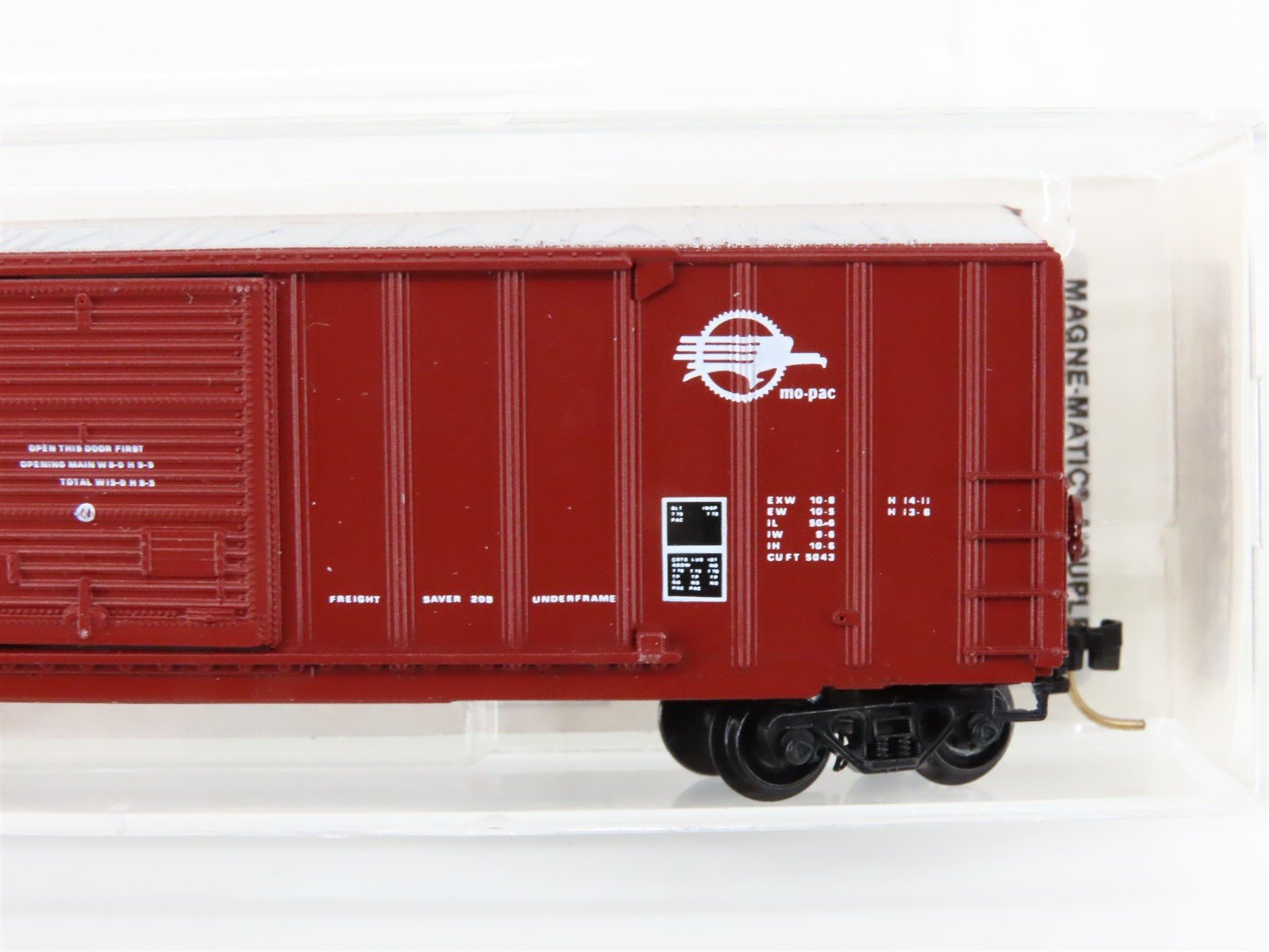 N Scale Micro-Trains MTL 26040 MP Missouri Pacific Mo-Pac 50' Box Car #367926