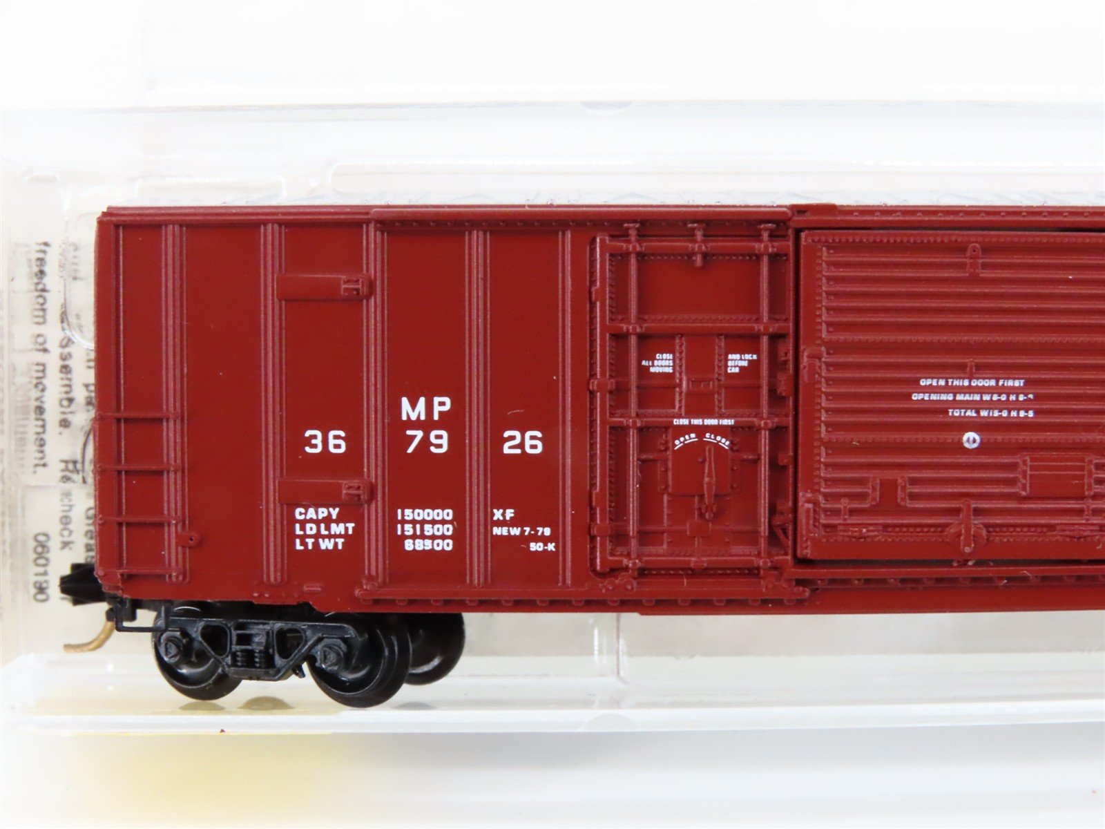 N Scale Micro-Trains MTL 26040 MP Missouri Pacific Mo-Pac 50' Box Car #367926