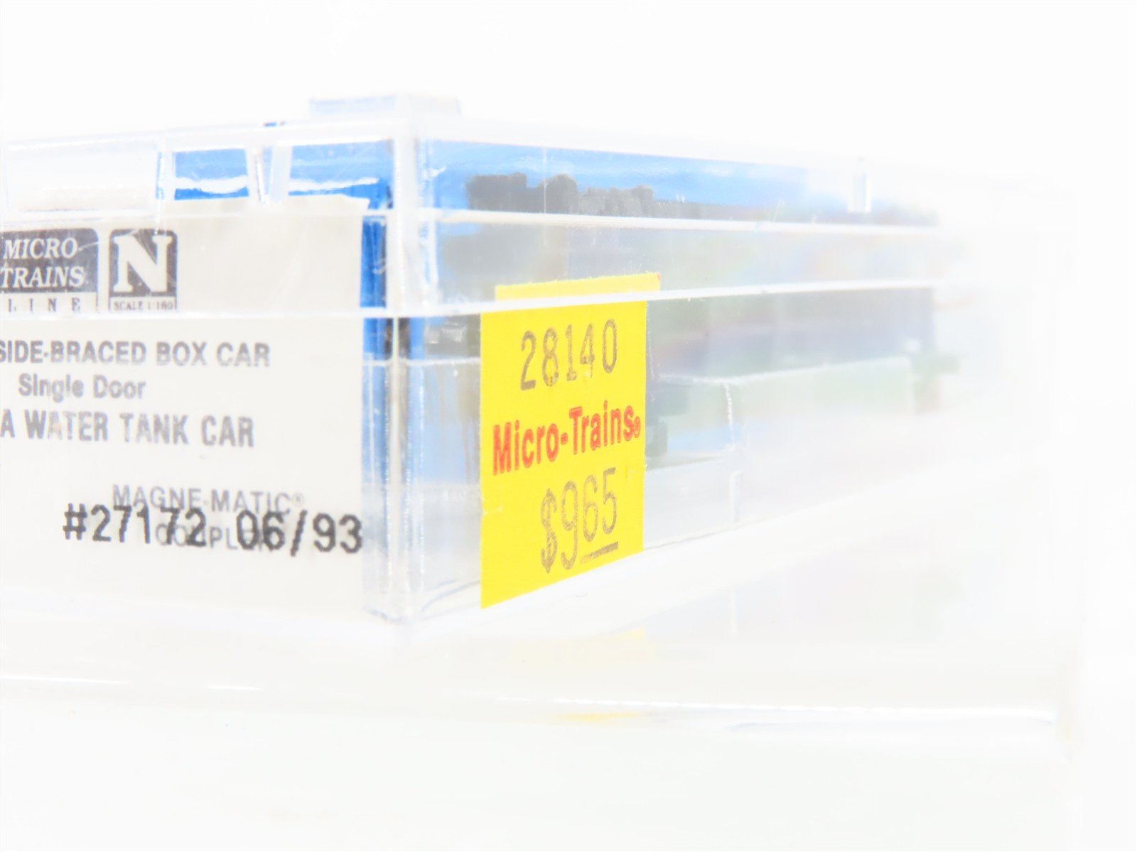 N Scale Micro-Trains MTL 28140 SP Shasta Water Tank Car 40' Box Car #27172