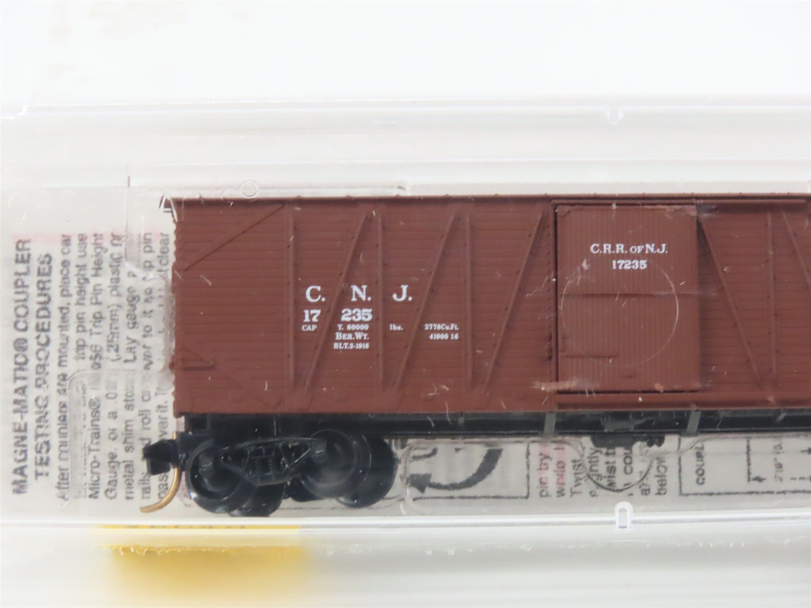 N Scale Micro-Trains MTL 28040 CNJ Jersey Central 40' Single Door Box Car #17235