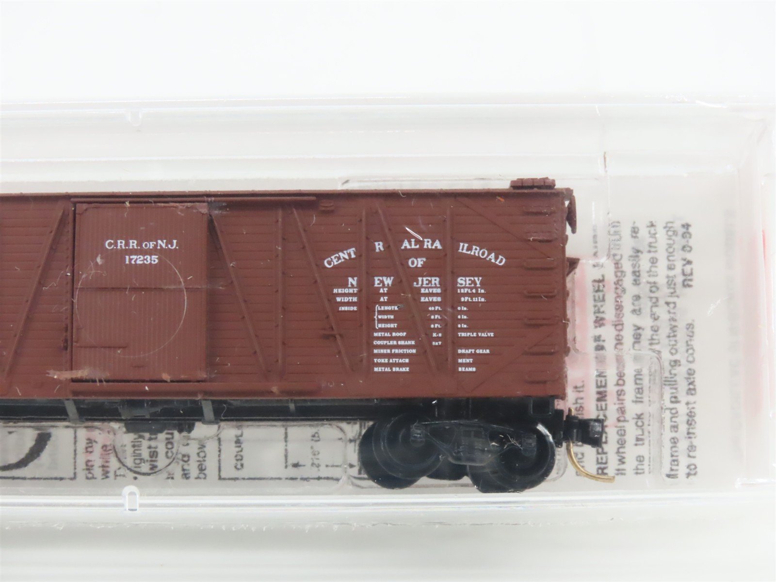 N Scale Micro-Trains MTL 28040 CNJ Jersey Central 40' Single Door Box Car #17235