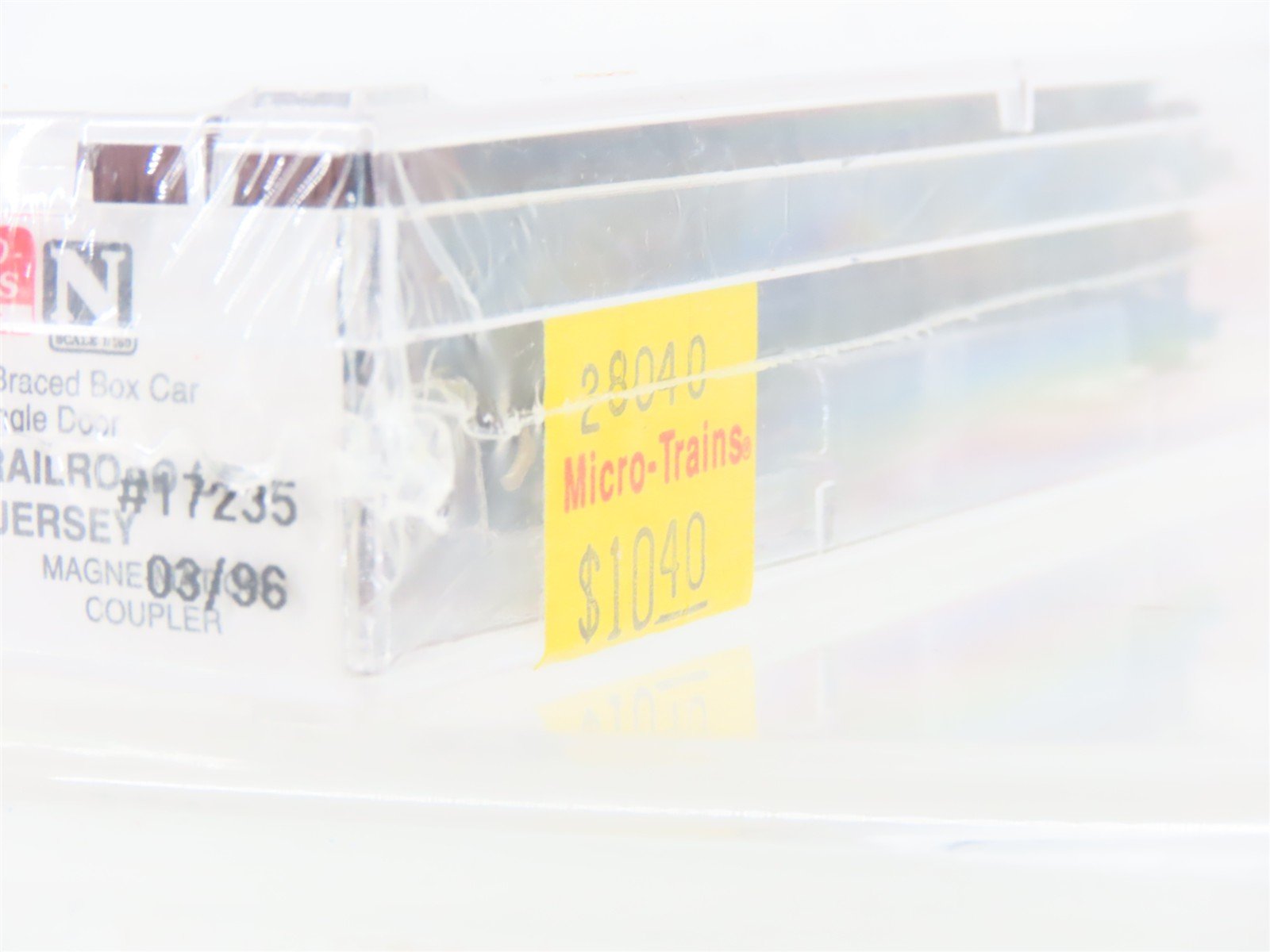 N Scale Micro-Trains MTL 28040 CNJ Jersey Central 40' Single Door Box Car #17235