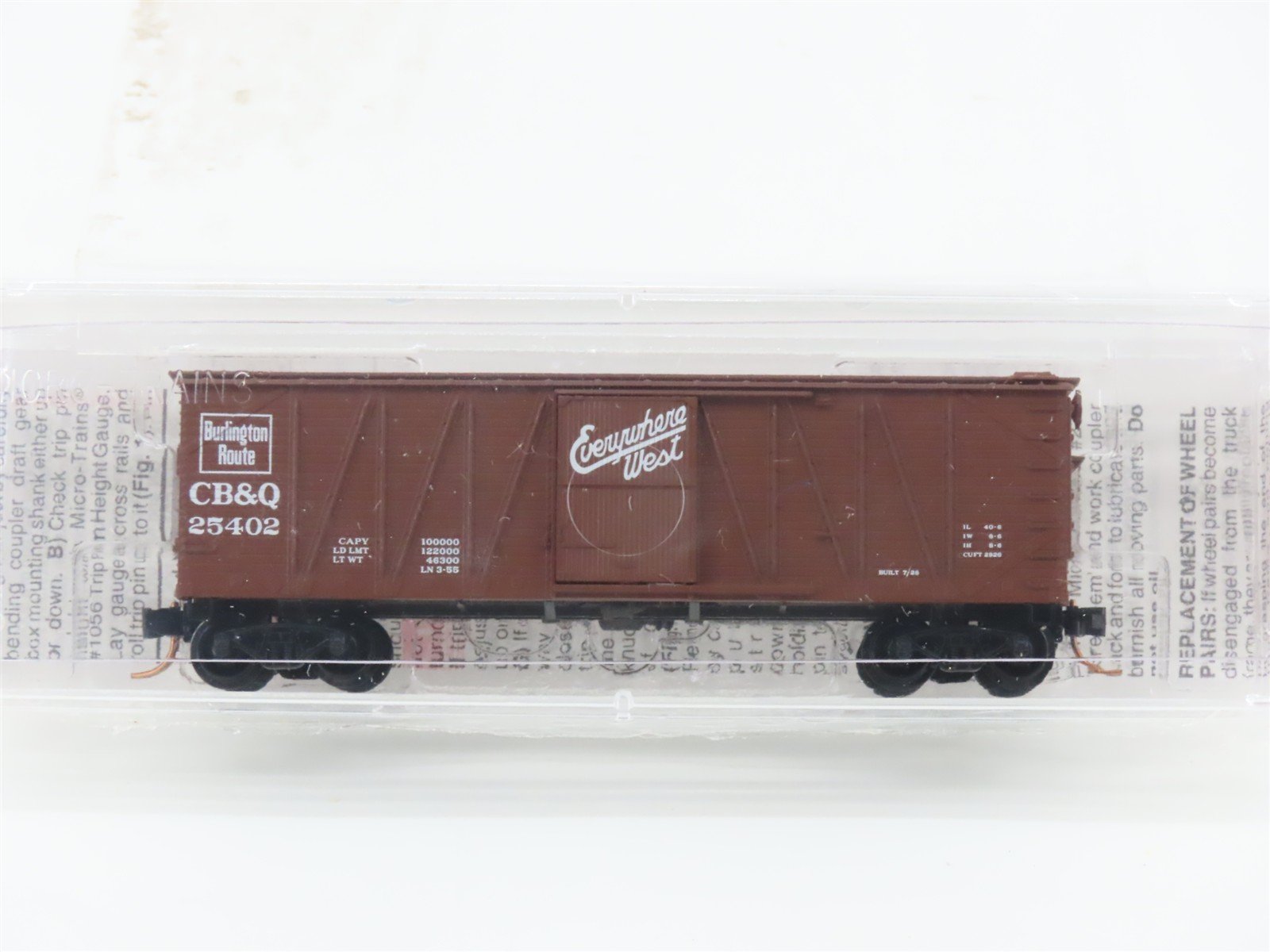 N Micro-Trains MTL 28150 CB&Q Burlington Route Everywhere West 40' Boxcar #25402