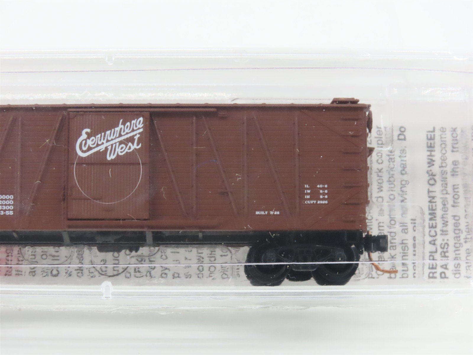 N Micro-Trains MTL 28150 CB&Q Burlington Route Everywhere West 40' Boxcar #25402