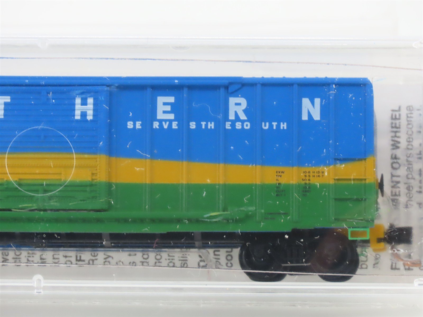 N Scale Micro-Trains MTL 25610 Southern Railway 50' Rib Side Box Car #550555