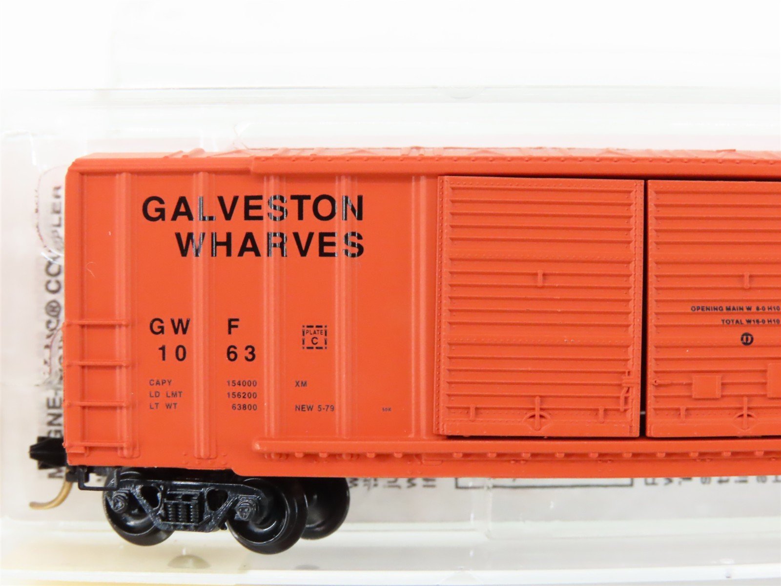 N Scale Micro-Trains MTL 30040 GWF Galveston Wharves 50' Rib Side Box Car #1063
