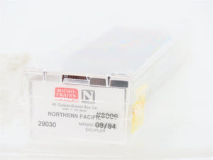 N Scale Micro-Trains MTL 29030 NP Northern Pacific 40' Automobile Box Car #8006