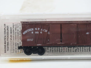 N Scale Micro-Trains MTL 29030 NP Northern Pacific 40' Automobile Box Car #8006