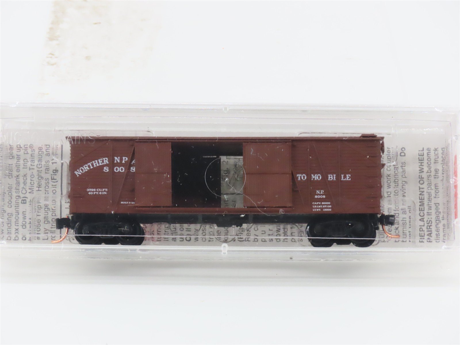 N Scale Micro-Trains MTL 29030 NP Northern Pacific 40' Automobile Box Car #8008