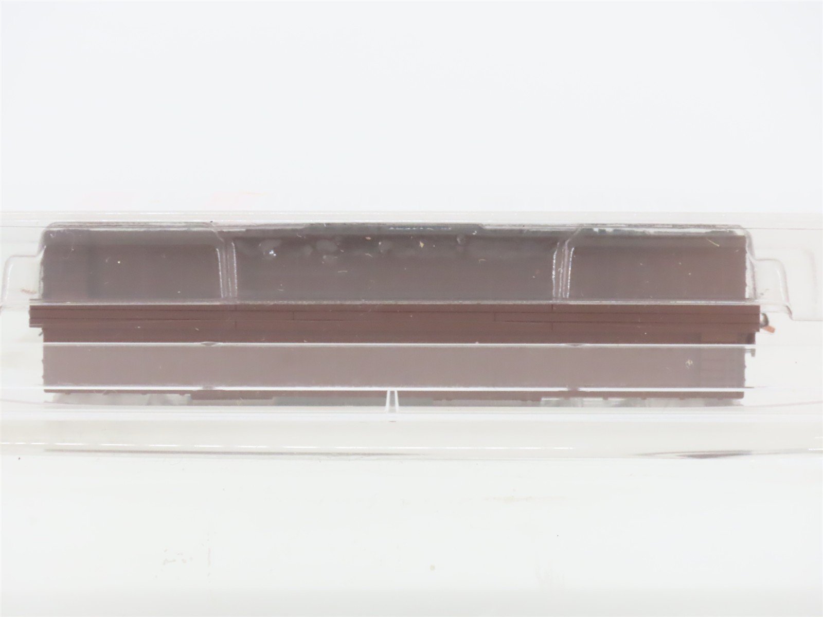 N Scale Micro-Trains MTL 29030 NP Northern Pacific 40' Automobile Box Car #8008