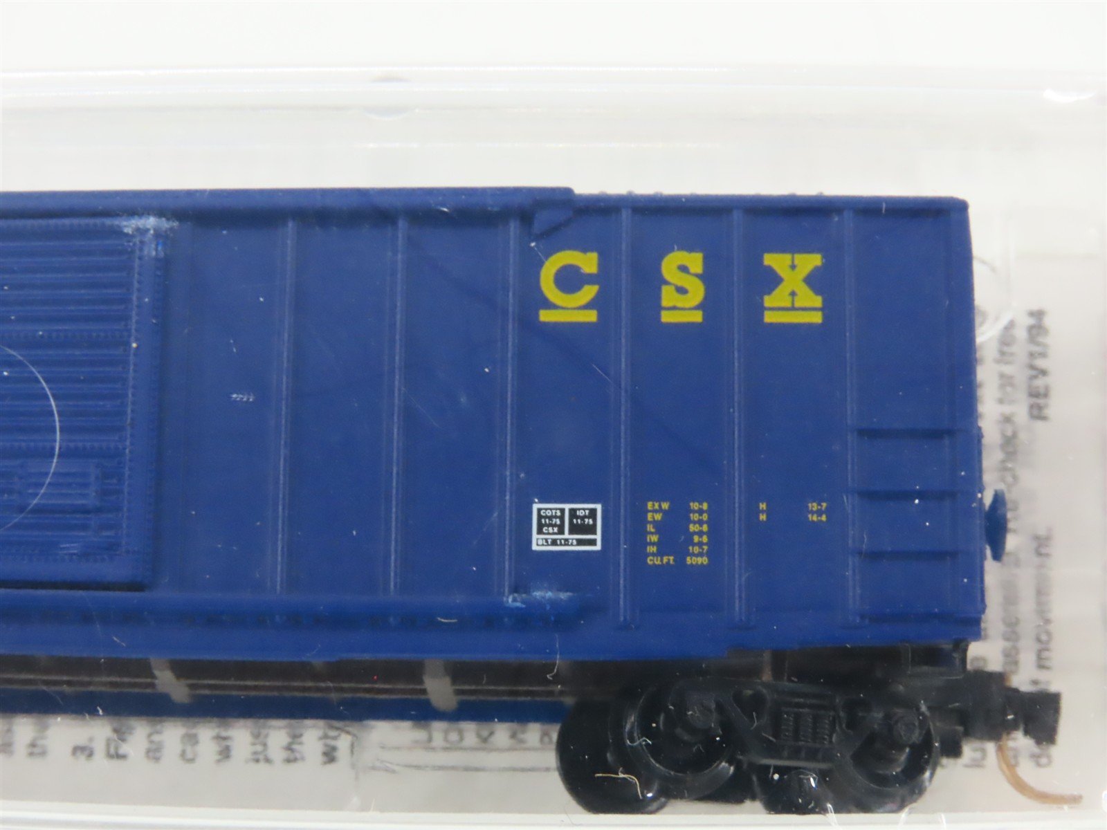 N Scale Micro-Trains MTL 25550 CSXT CSX 50' Rib Side Single Door Box Car #141001