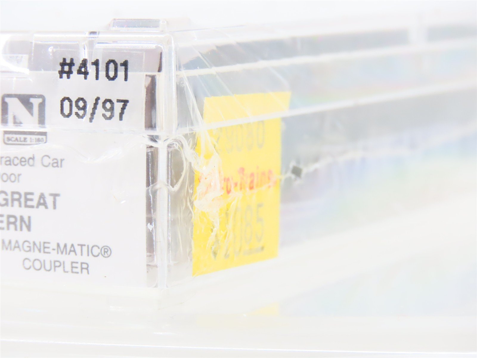 N Scale Micro-Trains MTL 29080 PGE Pacific Great Eastern 40' Box Car #4101