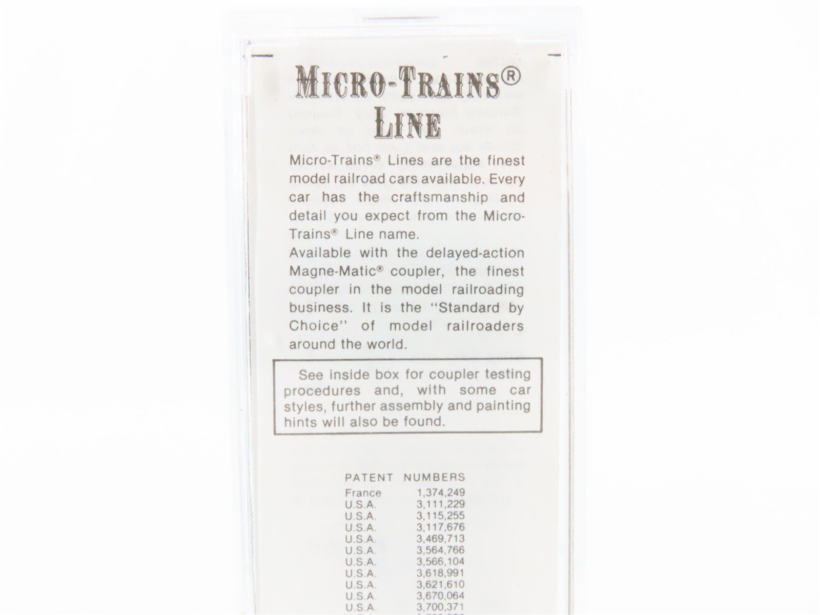 N Scale Micro-Trains MTL 29030 NP Northern Pacific 40' Automobile Box Car #8002