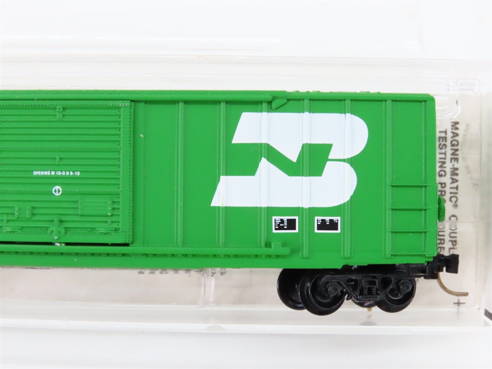 N Scale Kadee Micro-Trains MTL 25490 BN Burlington Northern 50' Box Car #376200