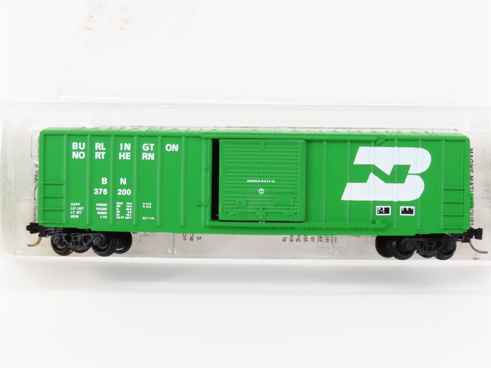 N Scale Kadee Micro-Trains MTL 25490 BN Burlington Northern 50' Box Car #376200