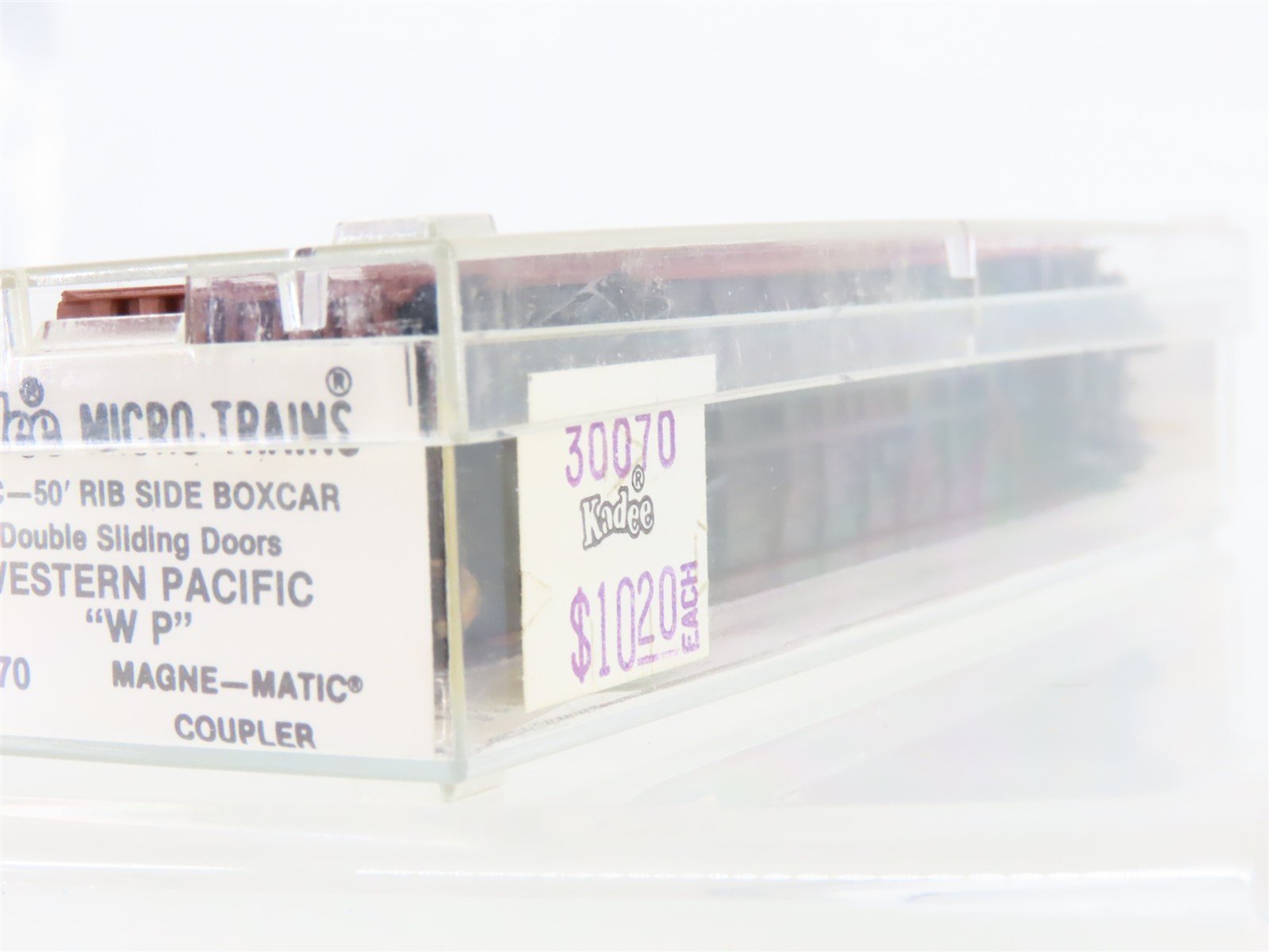 N Scale Kadee Micro-Trains MTL 30070 WP Western Pacific 50' Box Car #38025