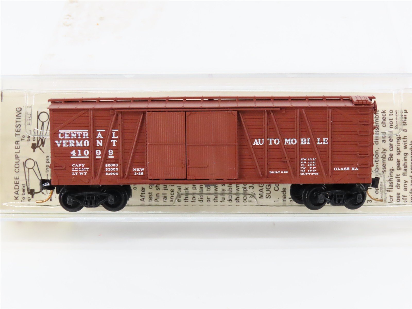 N Scale Kadee Micro-Trains MTL 29050 CV Central Vermont 40' Box Car #41099