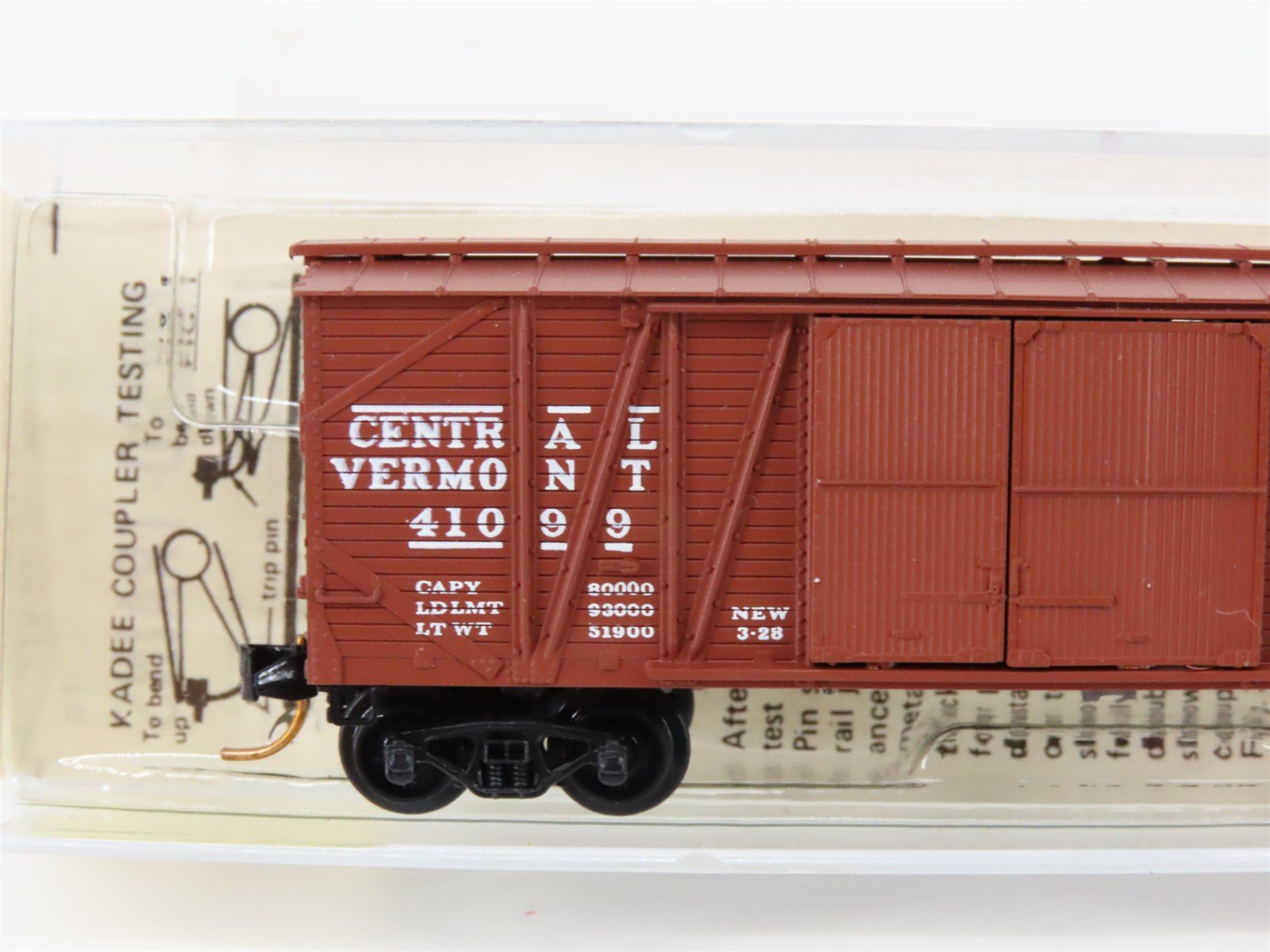 N Scale Kadee Micro-Trains MTL 29050 CV Central Vermont 40' Box Car #41099